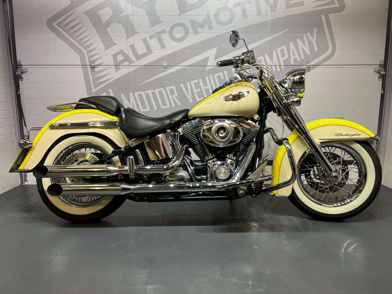 2009 HARLEY-DAVIDSON SOFTAIL 2009 HARLEY-DAVIDSON SOFTAIL