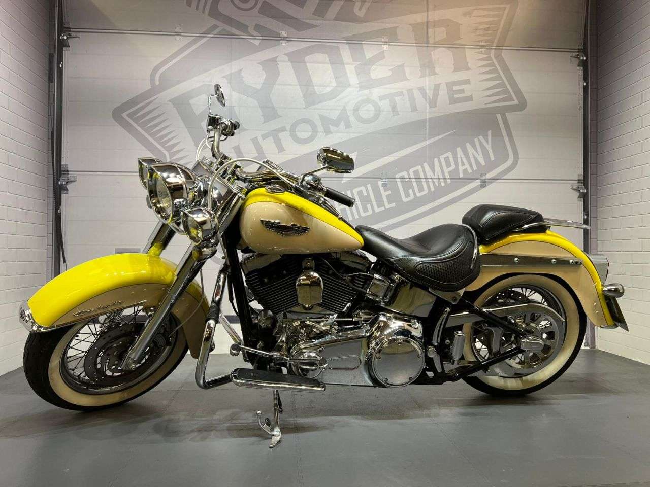 2009 HARLEY-DAVIDSON SOFTAIL 2009 HARLEY-DAVIDSON SOFTAIL