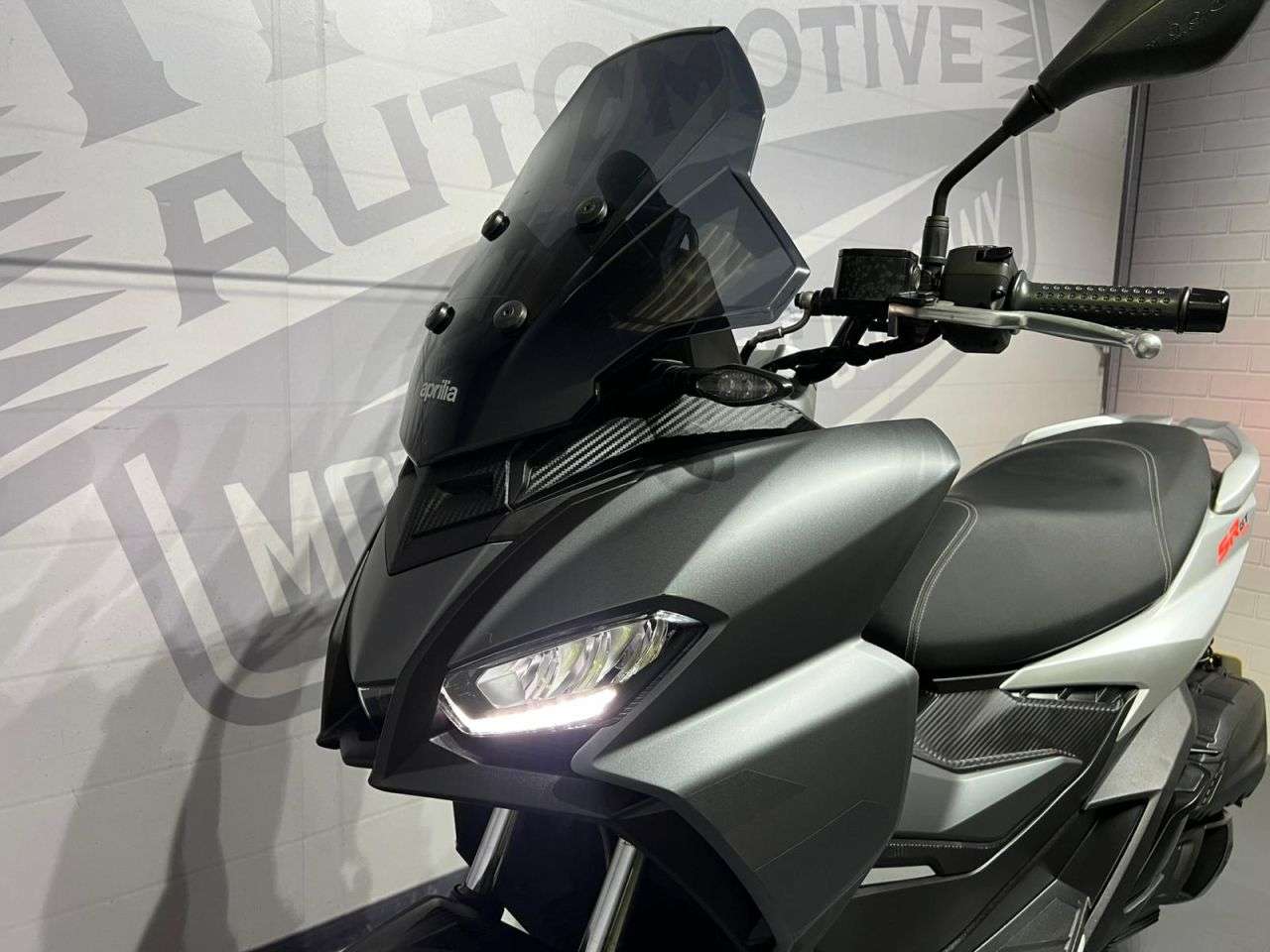 2023 APRILIA SR GT 125 2023 APRILIA SR GT 125