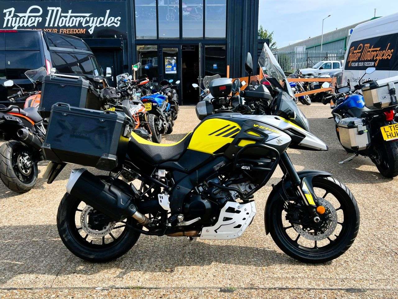 2018 SUZUKI V-STROM 1000 2018 SUZUKI V-STROM 1000