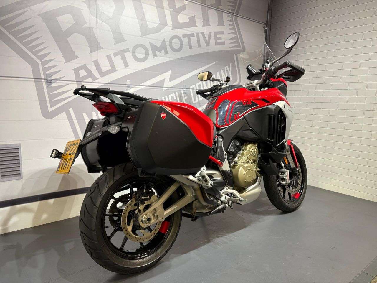 2022 DUCATI MULTISTRADA V4 2022 DUCATI MULTISTRADA V4