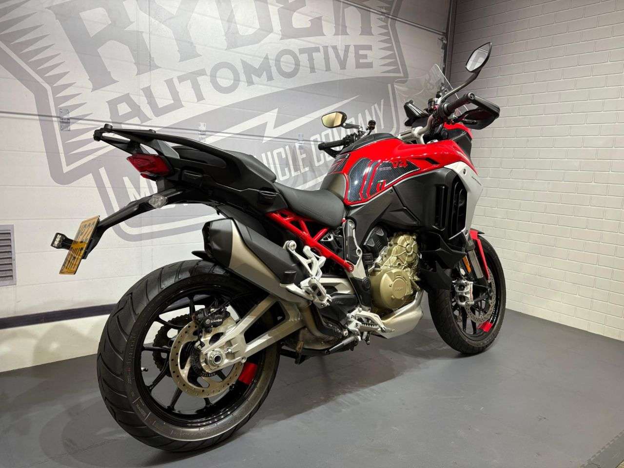 2022 DUCATI MULTISTRADA V4 2022 DUCATI MULTISTRADA V4
