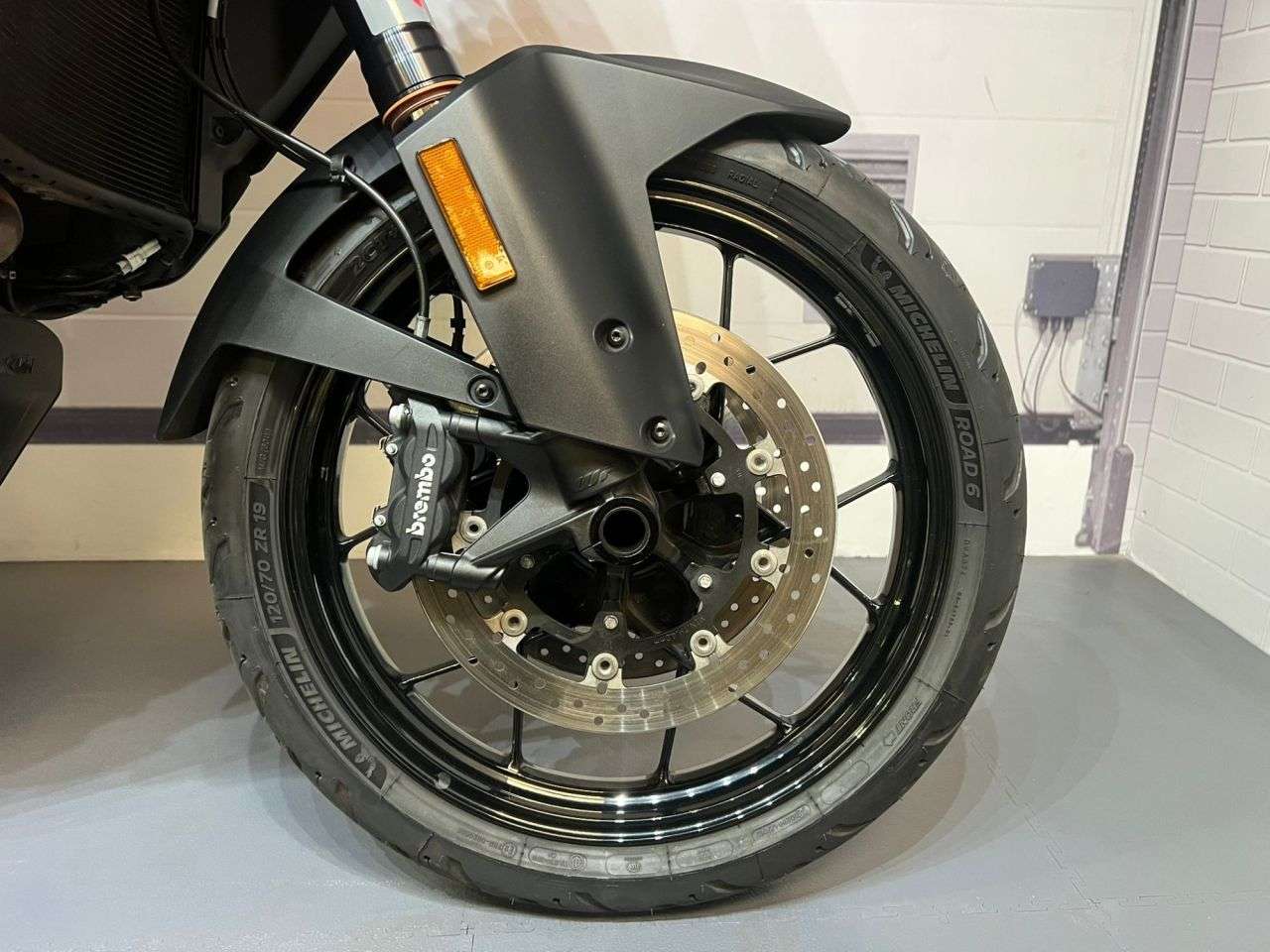 2019 KTM 1290 SUPER ADVENTURE S 2019 KTM 1290 SUPER ADVENTURE S