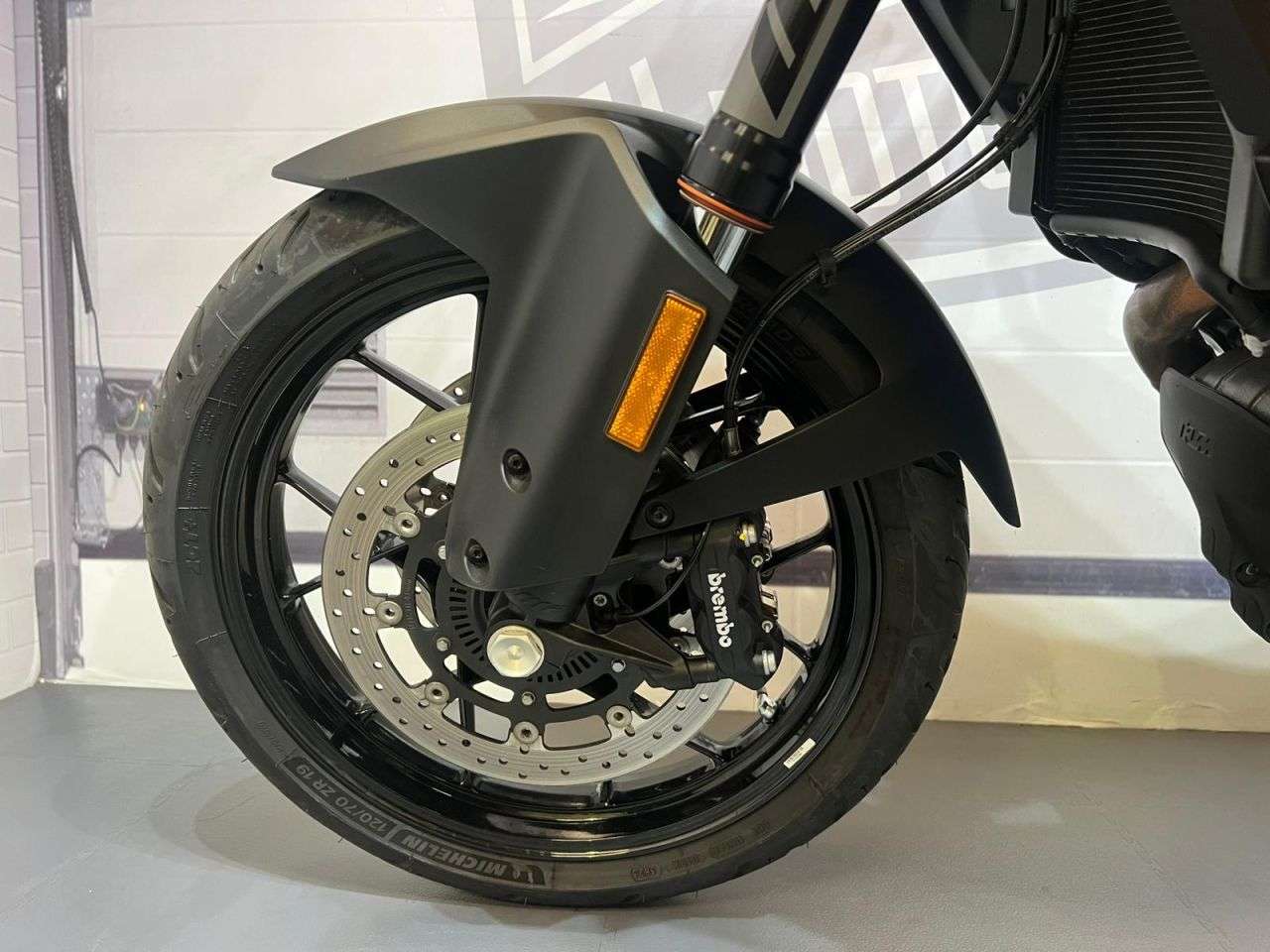 2019 KTM 1290 SUPER ADVENTURE S 2019 KTM 1290 SUPER ADVENTURE S