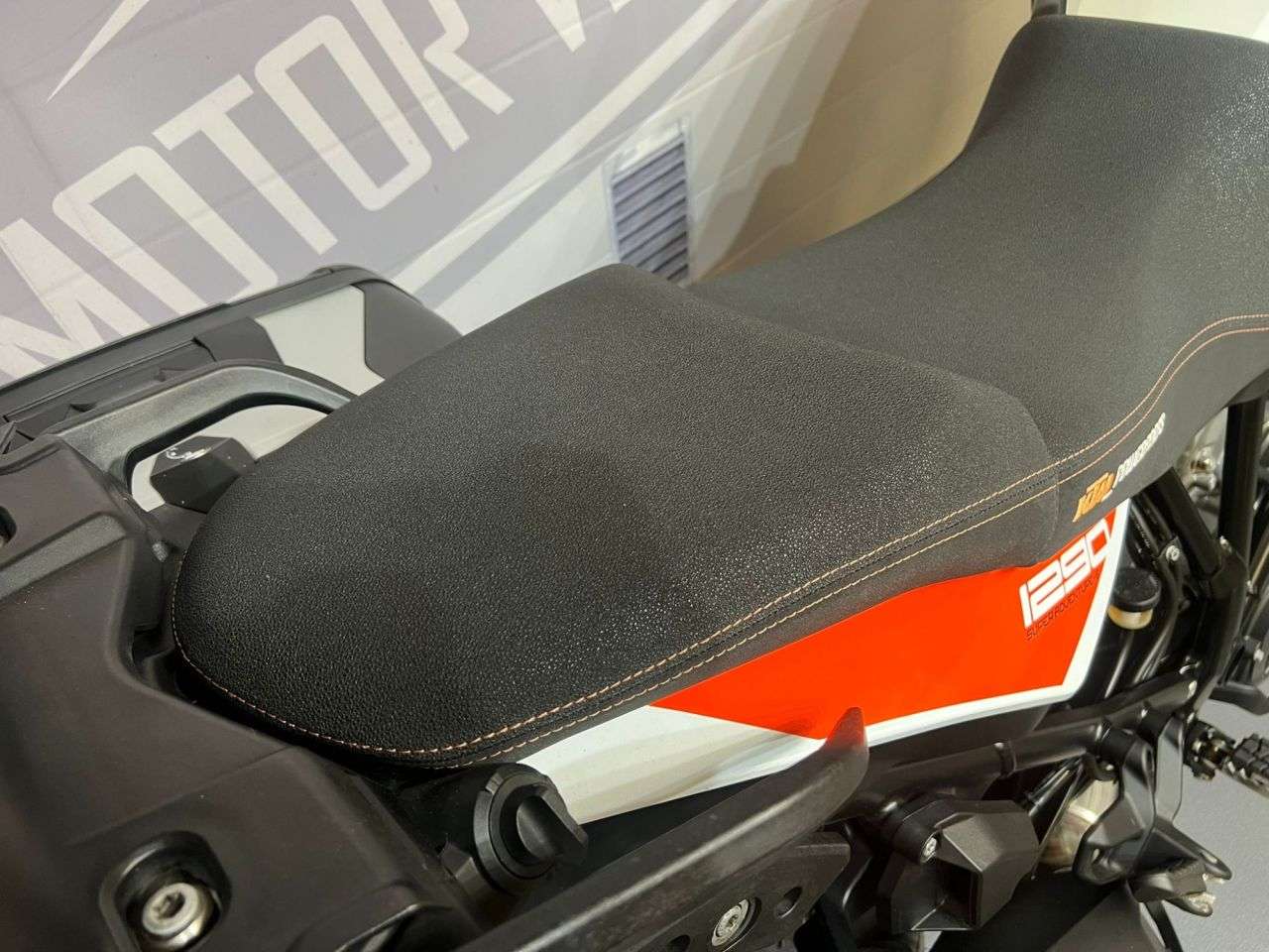 2019 KTM 1290 SUPER ADVENTURE S 2019 KTM 1290 SUPER ADVENTURE S