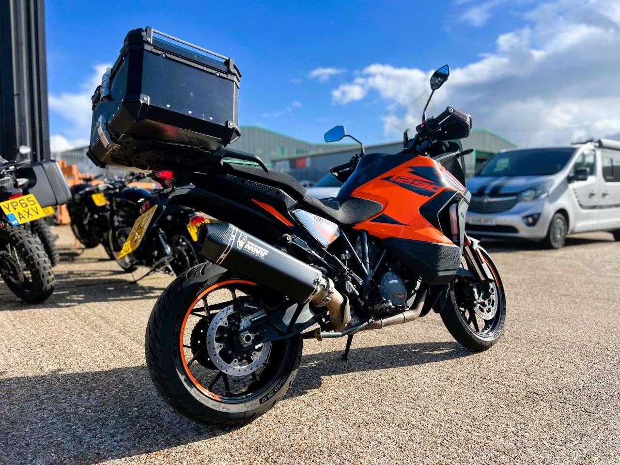 2021 KTM 1290 SUPER ADVENTURE S 2021 KTM 1290 SUPER ADVENTURE S