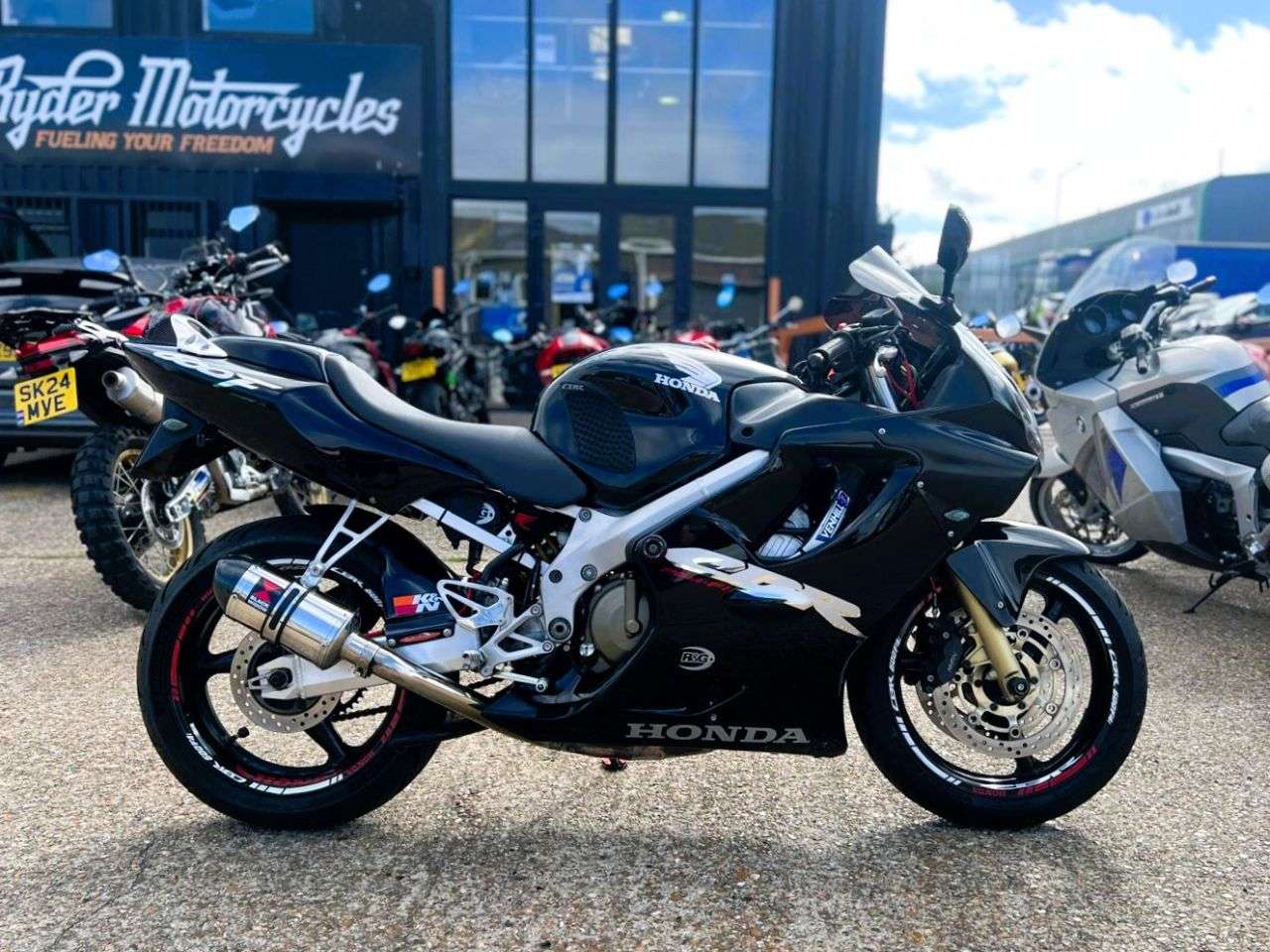 2005 HONDA CBR600F 2005 HONDA CBR600F