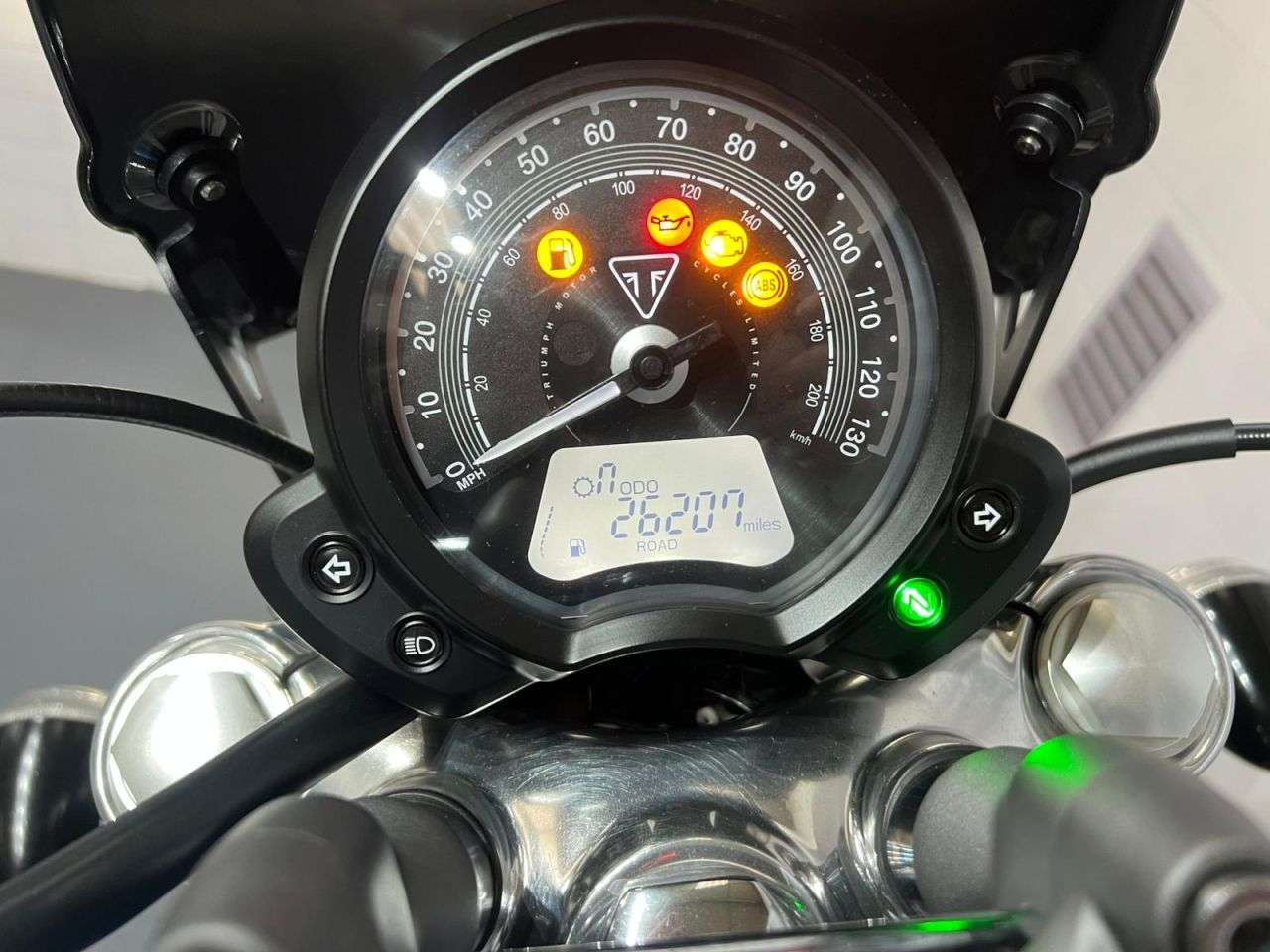 2020 TRIUMPH SPEEDMASTER 1200 2020 TRIUMPH SPEEDMASTER 1200