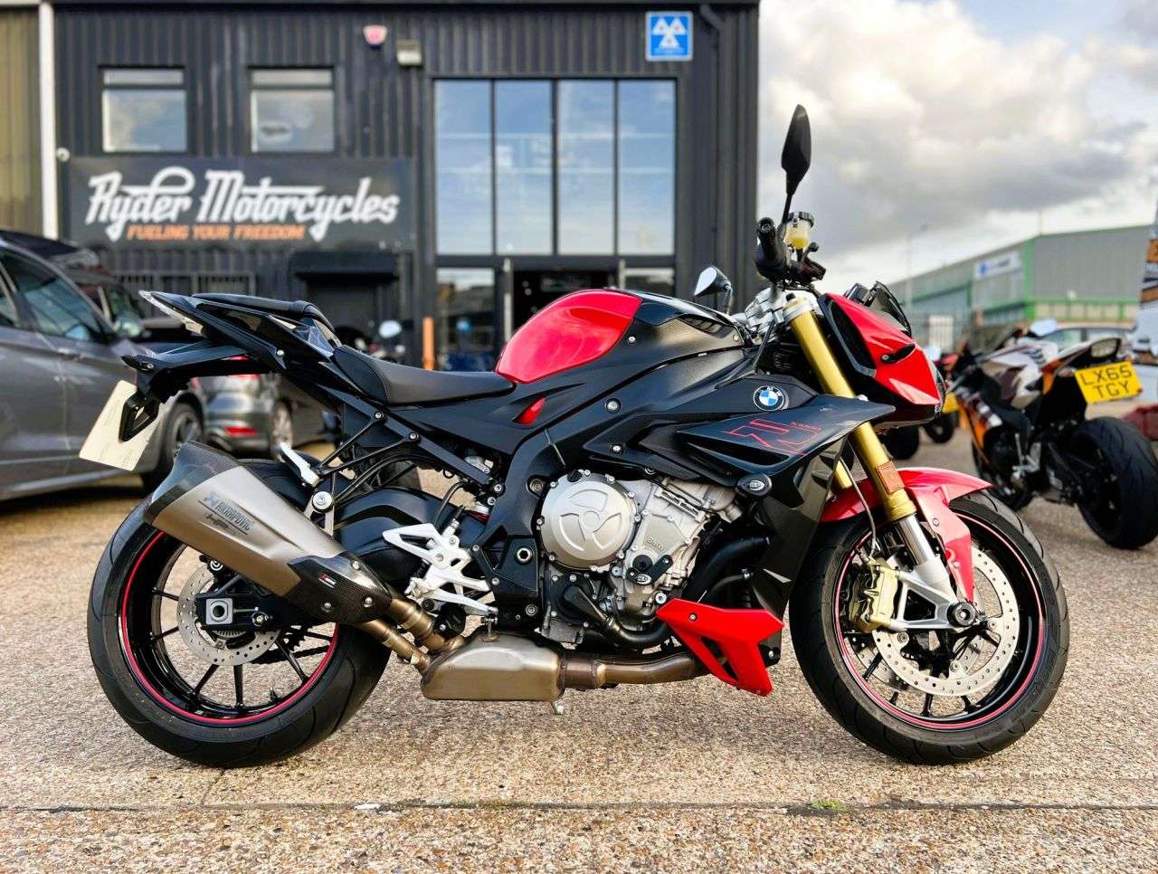 2018 BMW S 1000 R 2018 BMW S 1000 R