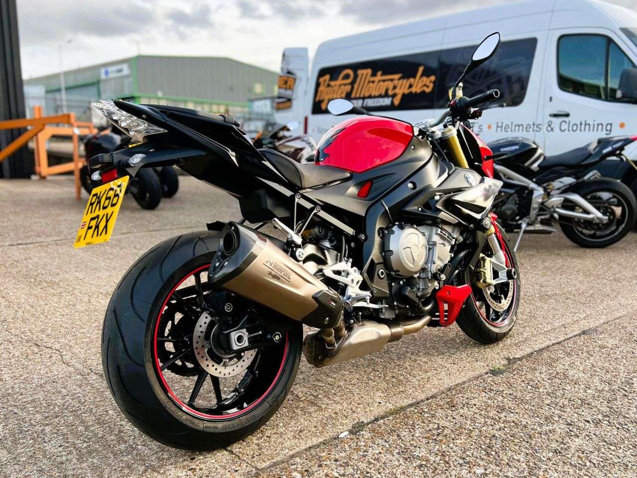 2018 BMW S 1000 R 2018 BMW S 1000 R