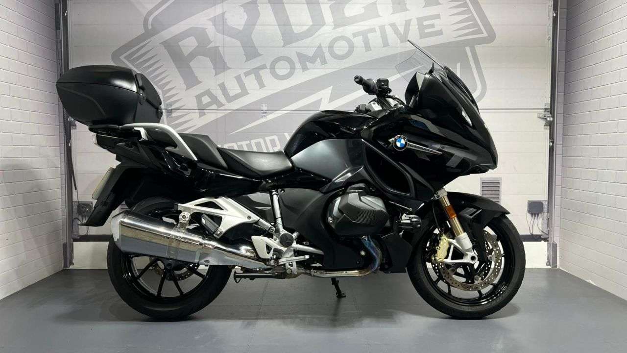 A 2022 BMW R 1250 RT TRIPLE BLACK - BUY ONLINE 24 HRS A DAY - FINANCE AVAILABLE - ALL TYPES OF C A 2022 BMW R 1250 RT TRIPLE BLACK - BUY ONLINE 24 HRS A DAY - FINANCE AVAILABLE - ALL TYPES OF C