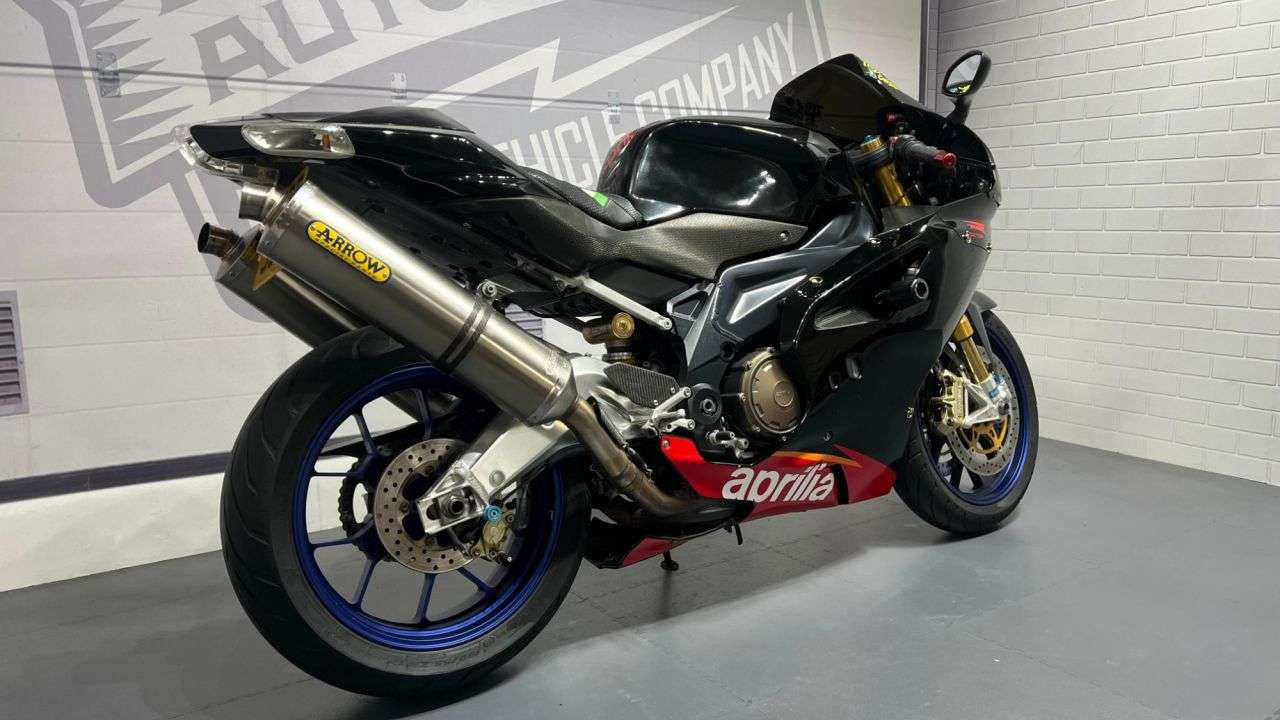 2005 APRILIA RSV MILLE R FACTORY 2005 APRILIA RSV MILLE R FACTORY