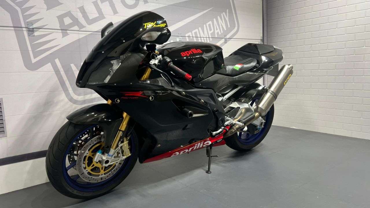 2005 APRILIA RSV MILLE R FACTORY 2005 APRILIA RSV MILLE R FACTORY