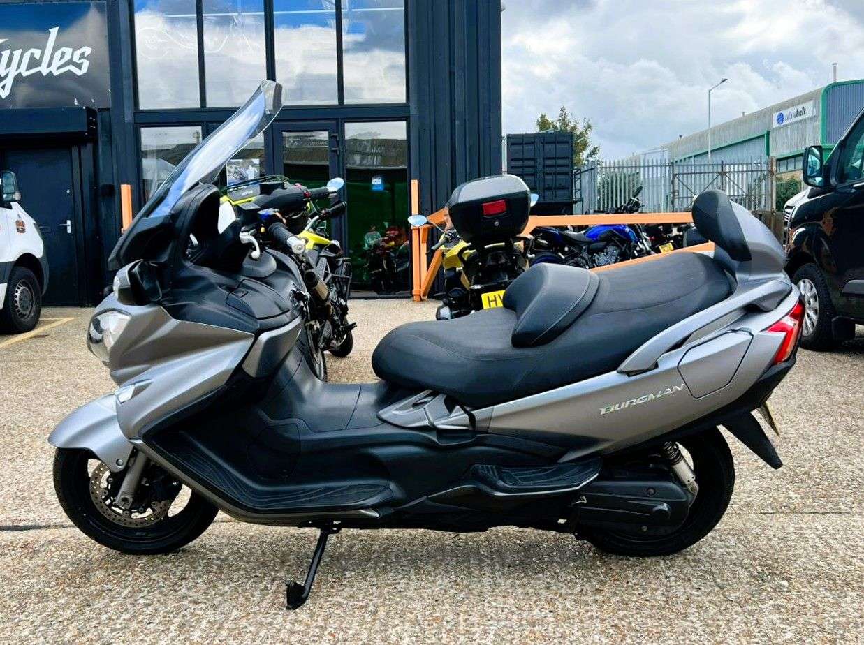 2013 SUZUKI BURGMAN 650 2013 SUZUKI BURGMAN 650
