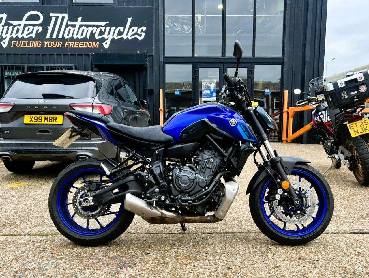 2024 YAMAHA MT-07 2024 YAMAHA MT-07