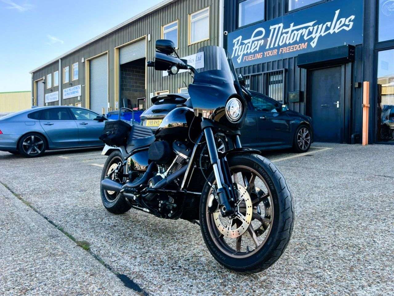 2020 HARLEY-DAVIDSON FXLRS LOW RIDER S 1868 20 2020 HARLEY-DAVIDSON FXLRS LOW RIDER S 1868 20