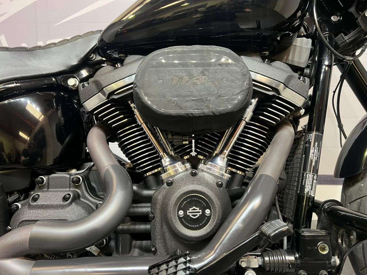 2020 HARLEY-DAVIDSON FXLRS LOW RIDER S 1868 20 2020 HARLEY-DAVIDSON FXLRS LOW RIDER S 1868 20