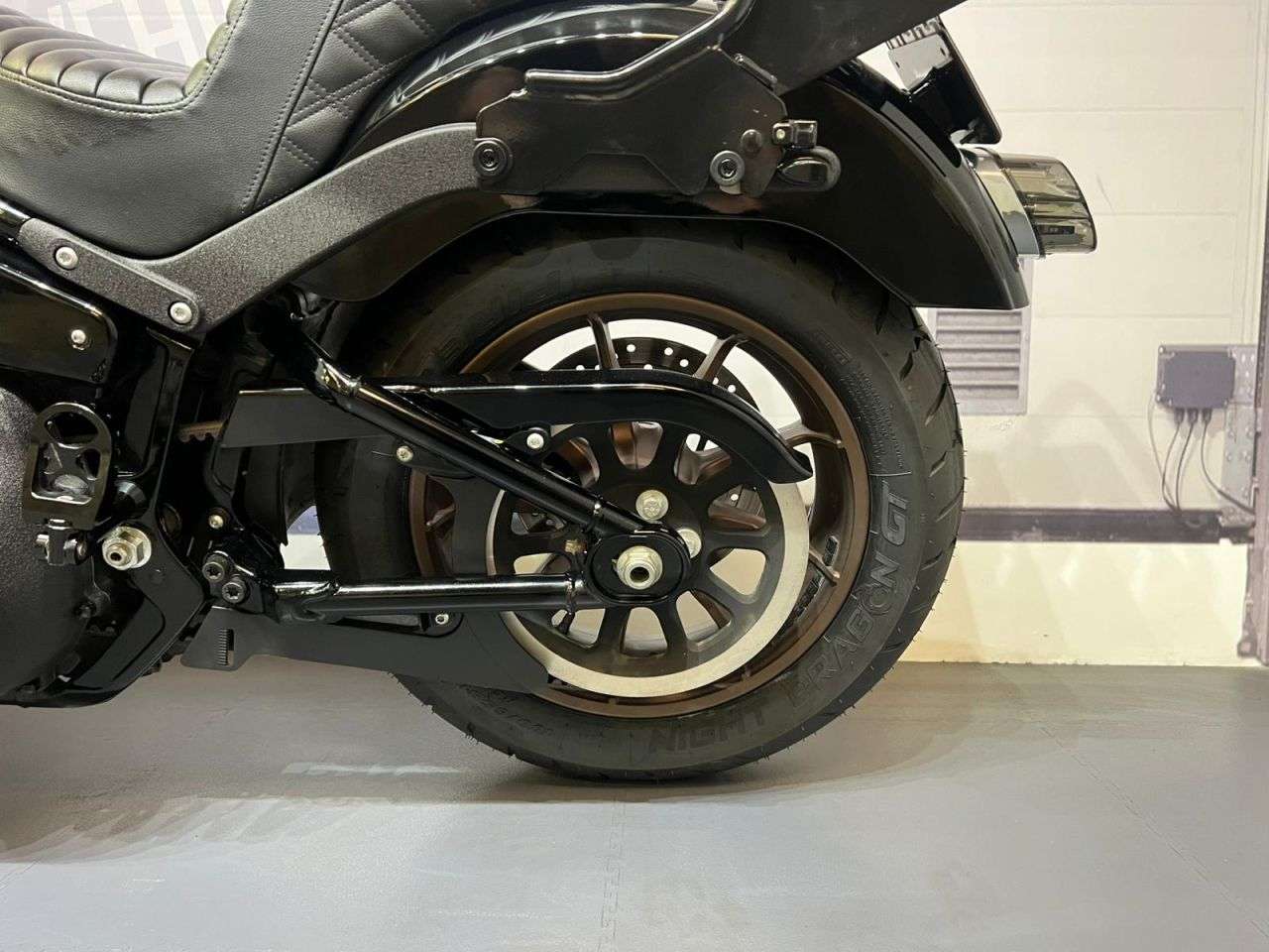 2020 HARLEY-DAVIDSON FXLRS LOW RIDER S 1868 20 2020 HARLEY-DAVIDSON FXLRS LOW RIDER S 1868 20