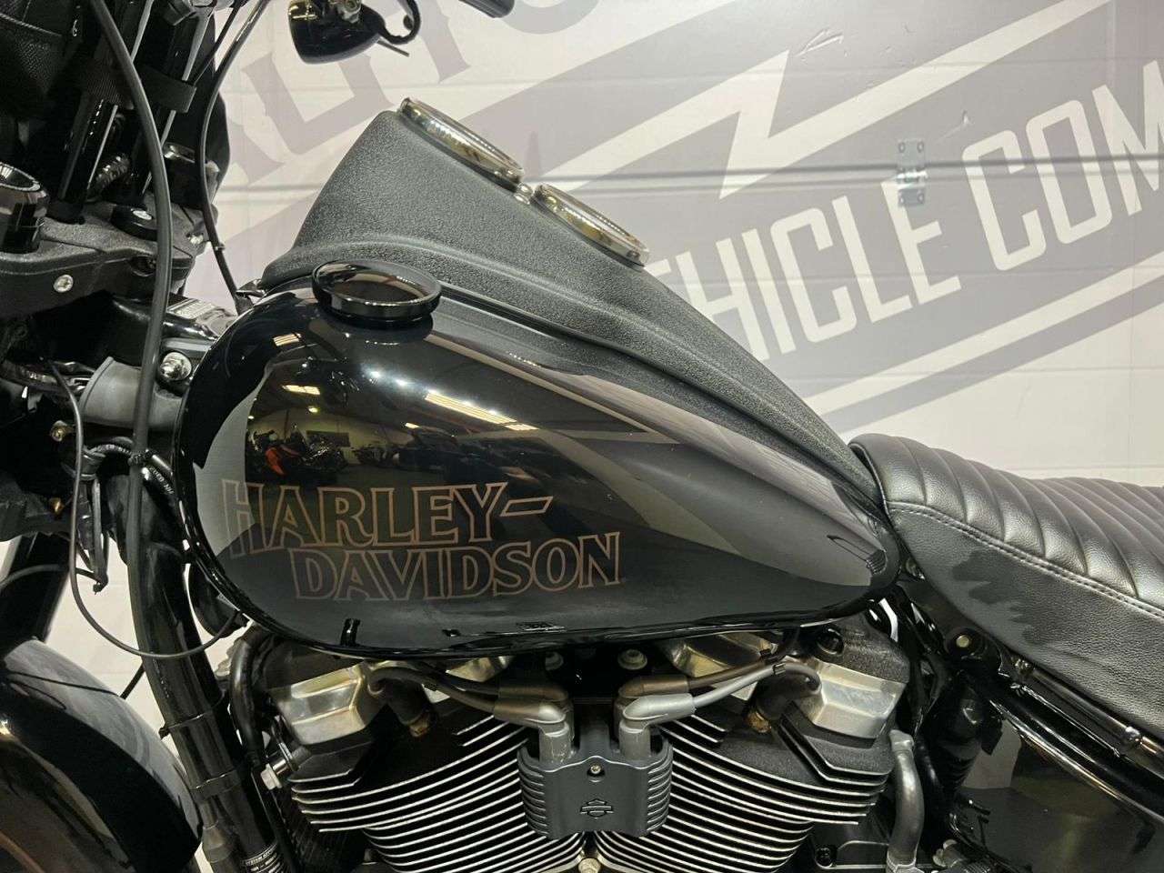 2020 HARLEY-DAVIDSON FXLRS LOW RIDER S 1868 20 2020 HARLEY-DAVIDSON FXLRS LOW RIDER S 1868 20