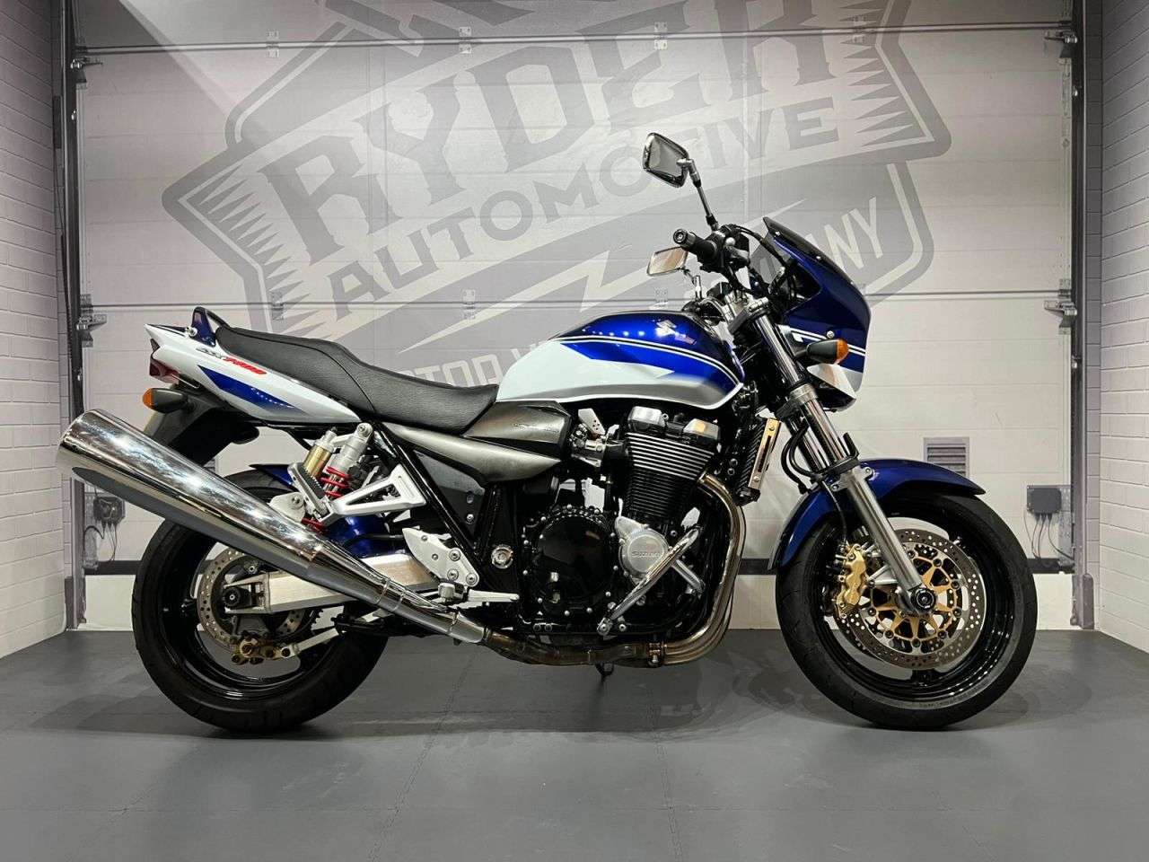 2005 SUZUKI GSX1400 2005 SUZUKI GSX1400