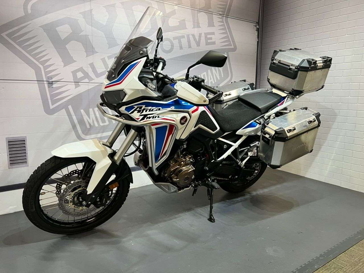 2022 HONDA CRF1100L AFRICA TWIN ADVENTURE SPORTS 2022 HONDA CRF1100L AFRICA TWIN ADVENTURE SPORTS