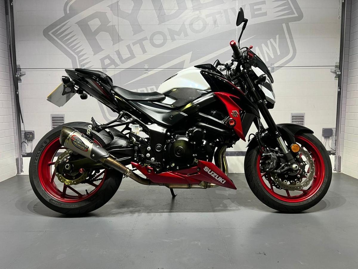 Check out this Suzuki Gsx-s750 2020 Petrol Manual