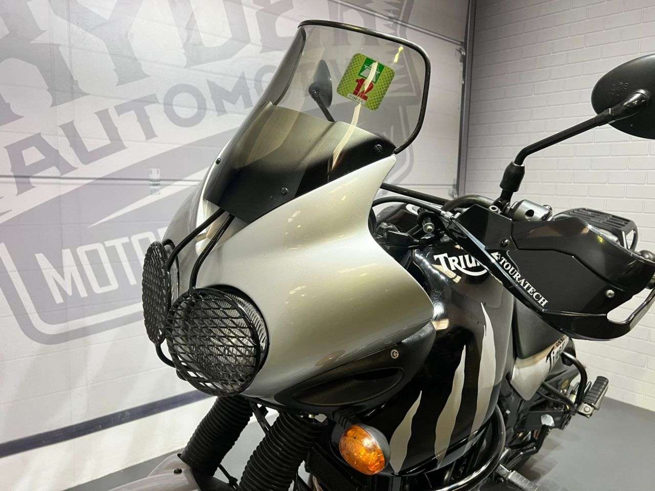 2001 TRIUMPH TIGER 955I 2001 TRIUMPH TIGER 955I