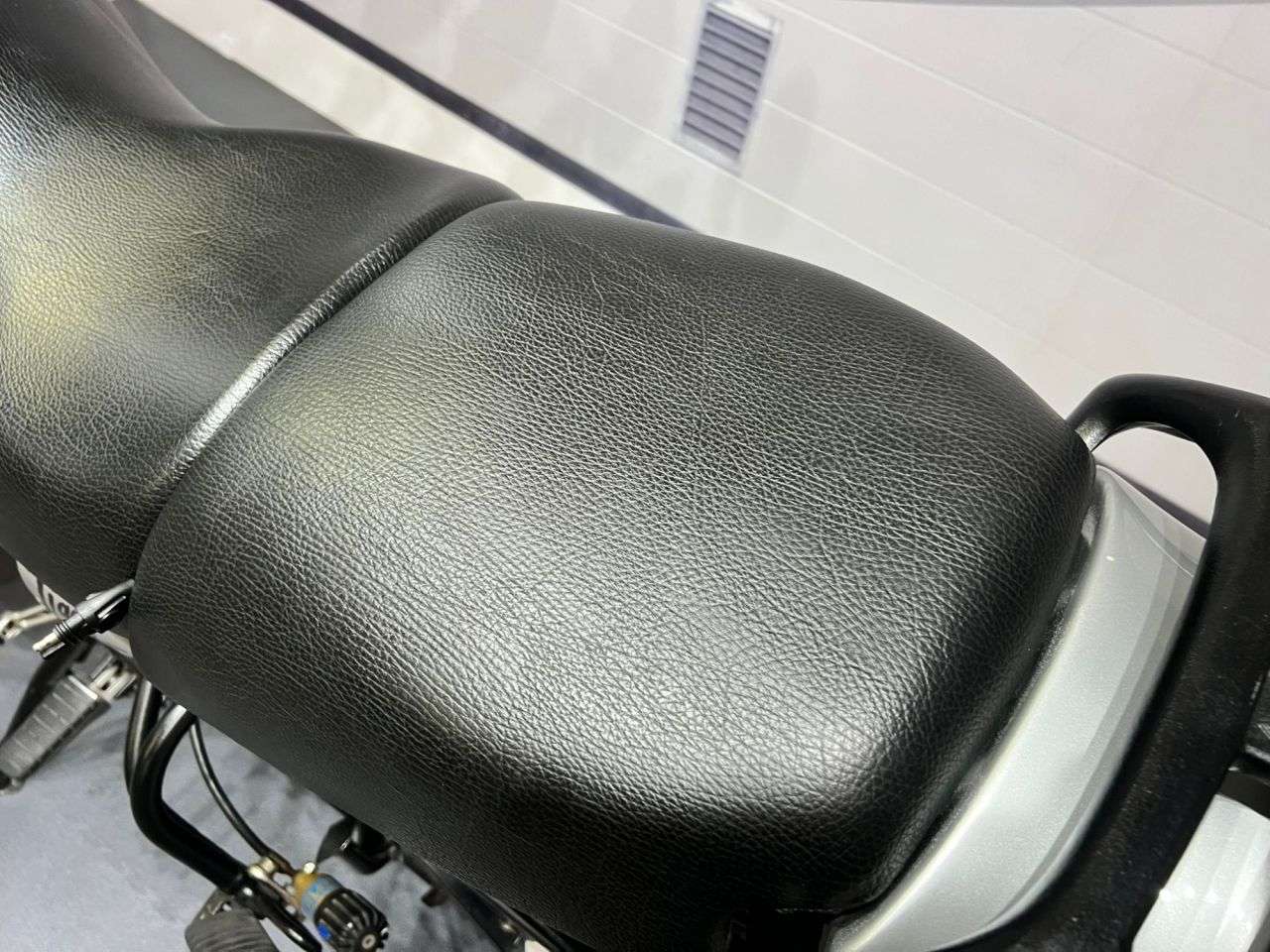 2001 TRIUMPH TIGER 955I 2001 TRIUMPH TIGER 955I