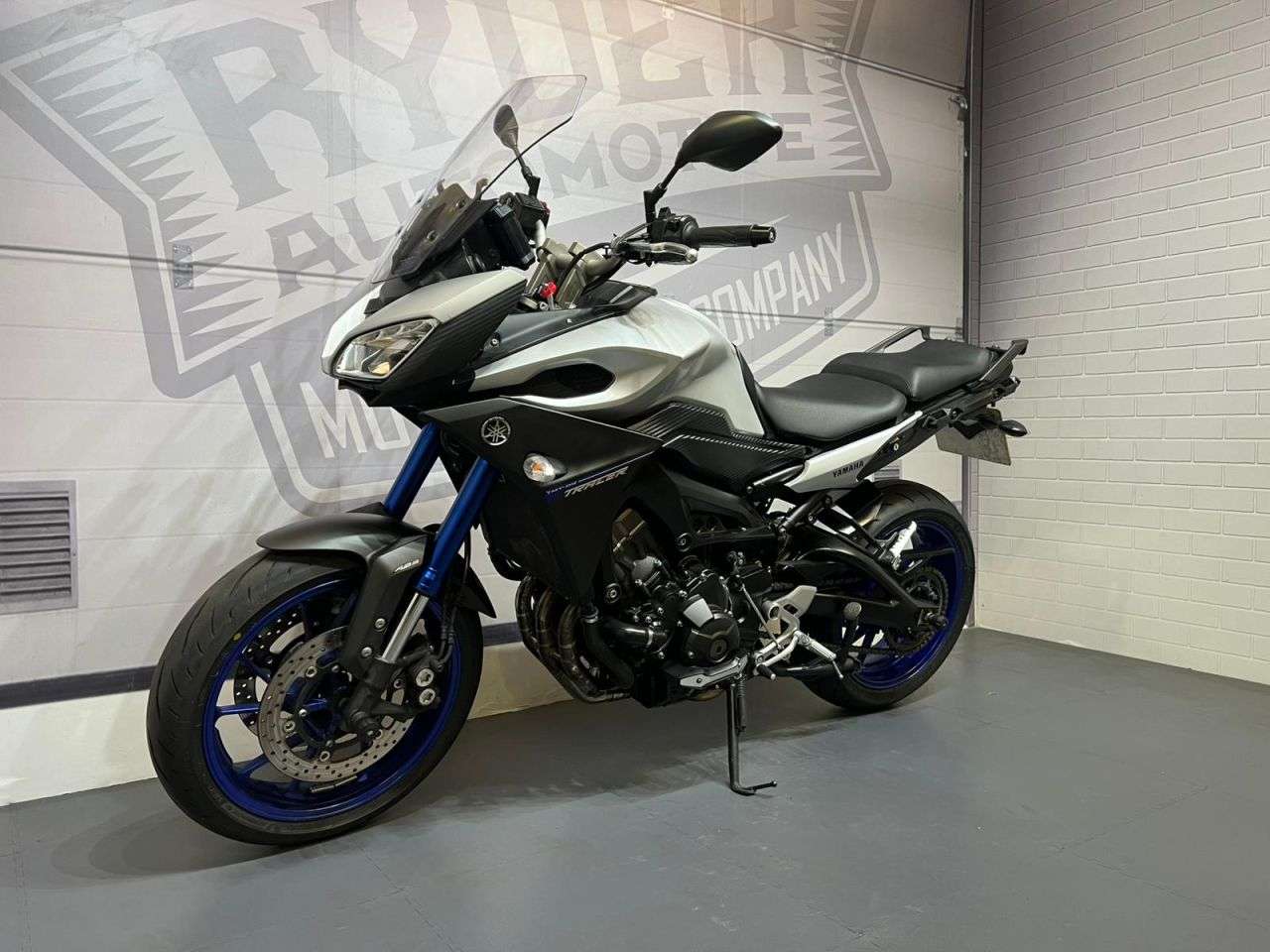 2015 YAMAHA TRACER 900 2015 YAMAHA TRACER 900