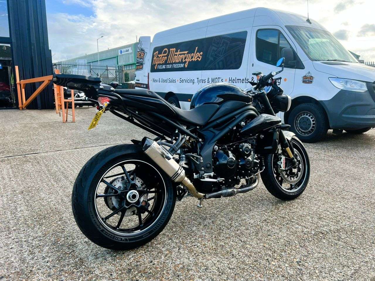 2015 TRIUMPH SPEED TRIPLE 1050 2015 TRIUMPH SPEED TRIPLE 1050