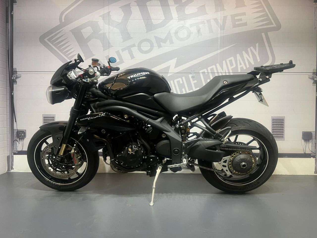 2015 TRIUMPH SPEED TRIPLE 1050 2015 TRIUMPH SPEED TRIPLE 1050