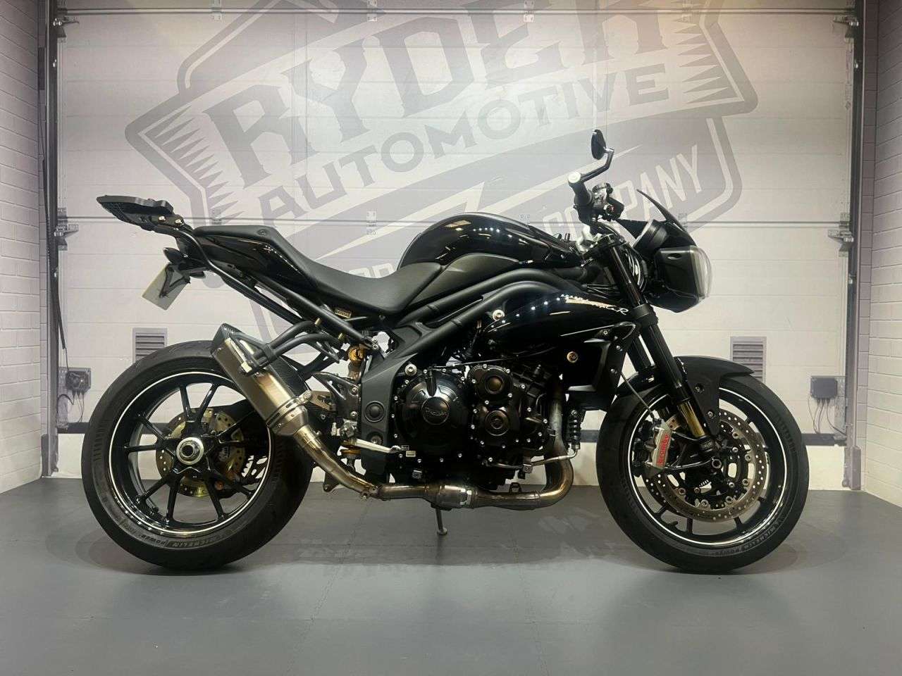 2015 TRIUMPH SPEED TRIPLE 1050 2015 TRIUMPH SPEED TRIPLE 1050