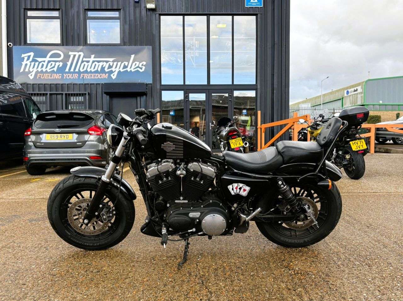 2017 HARLEY-DAVIDSON SPORTSTER 2017 HARLEY-DAVIDSON SPORTSTER