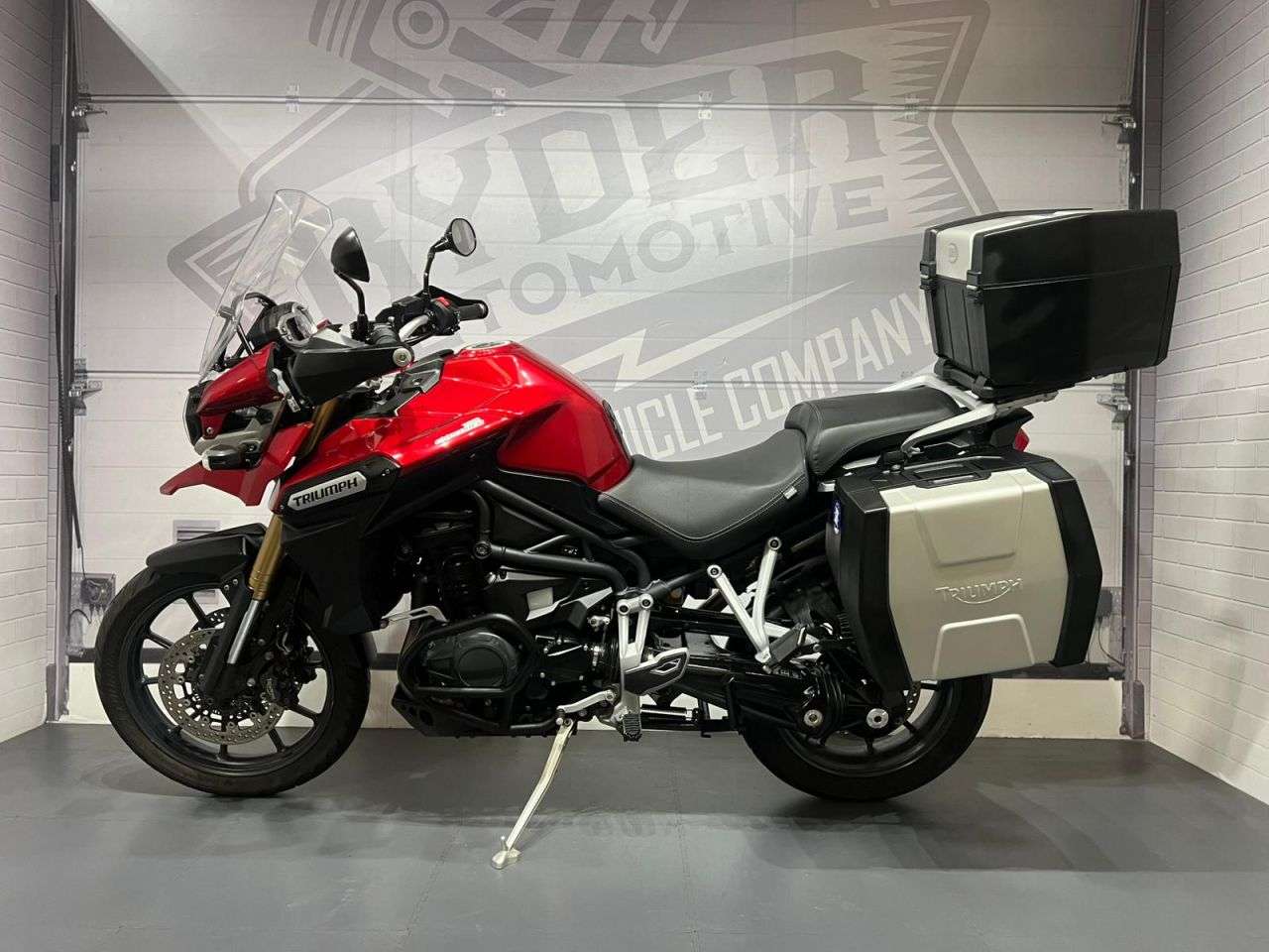 2015 TRIUMPH EXPLORER 2015 TRIUMPH EXPLORER