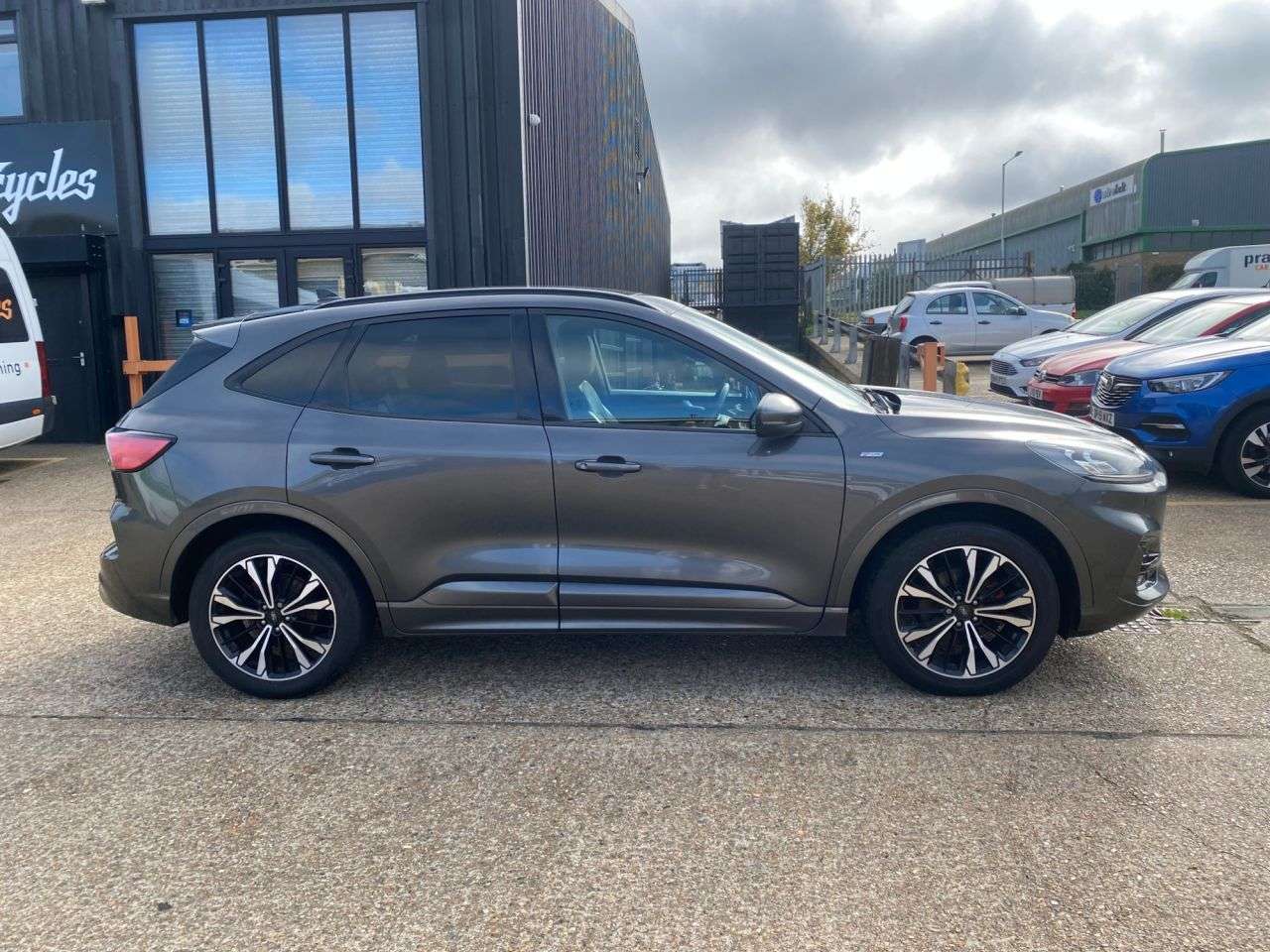 2021 FORD KUGA 2021 FORD KUGA