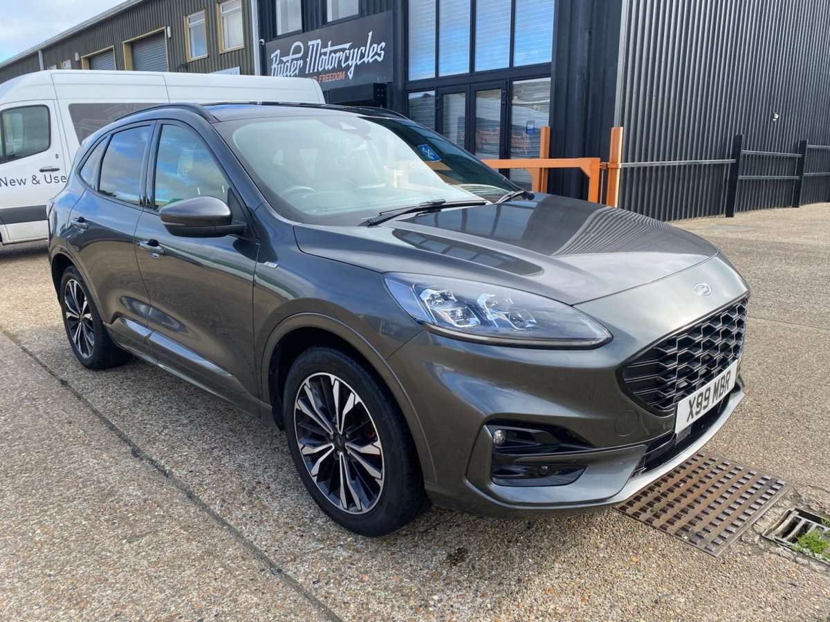 Check out this Ford Kuga 2021 Diesel Automatic