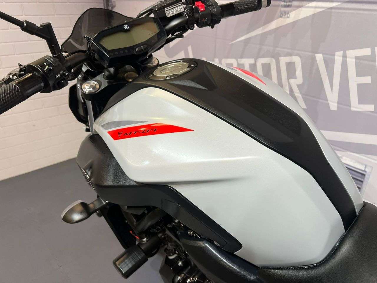 2019 YAMAHA MT-07 2019 YAMAHA MT-07