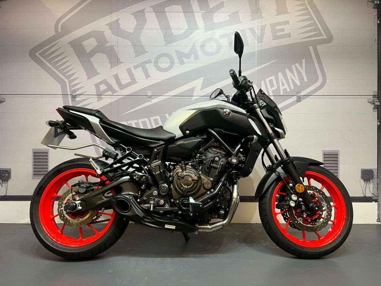 2019 YAMAHA MT-07 2019 YAMAHA MT-07
