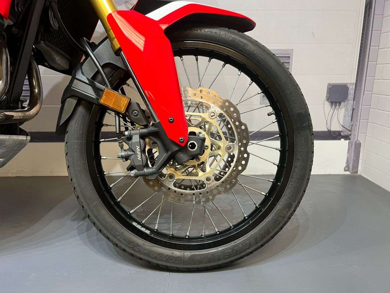 2016 HONDA CRF1000L AFRICA TWIN 2016 HONDA CRF1000L AFRICA TWIN