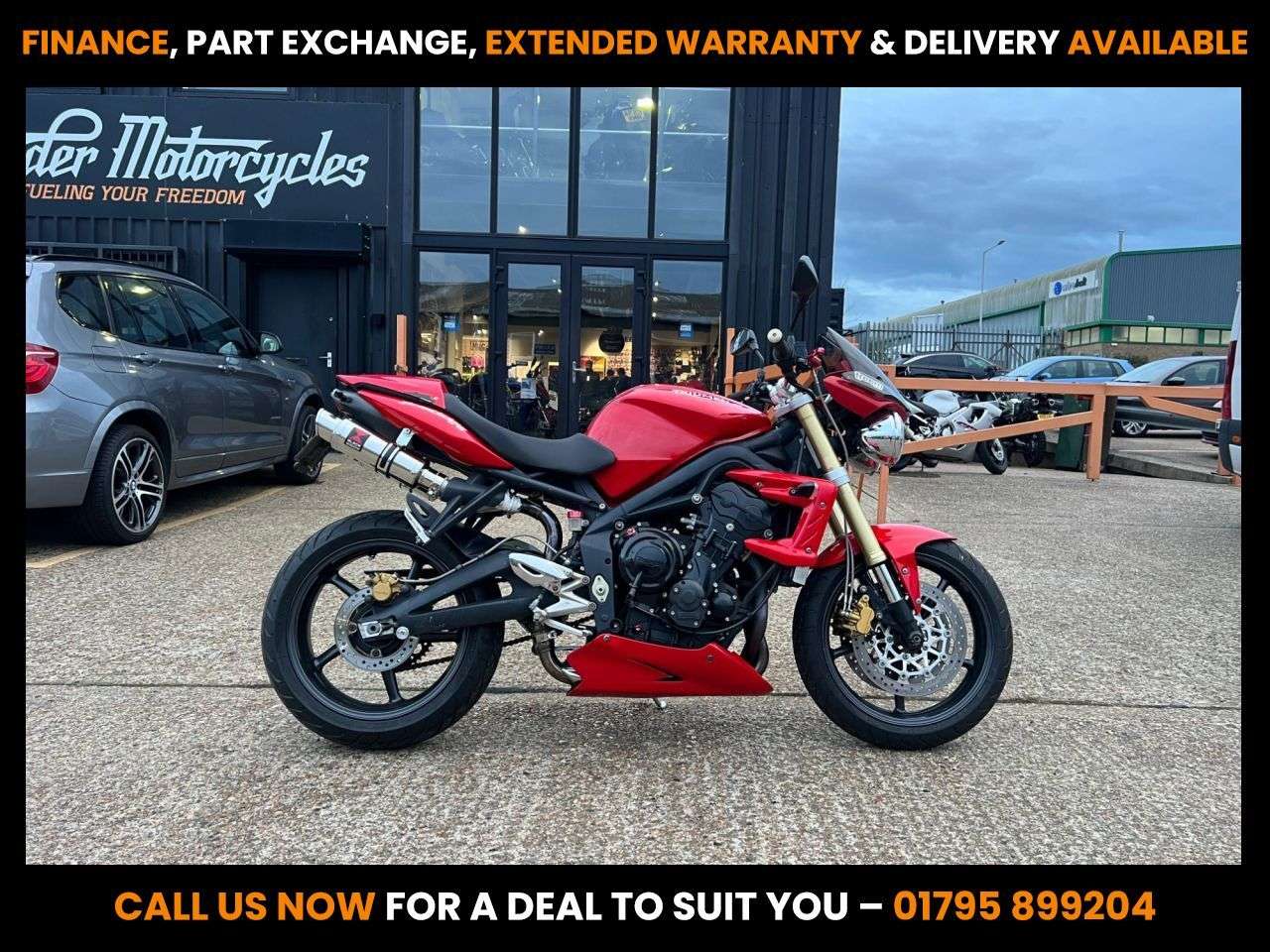 2011 TRIUMPH STREET TRIPLE 675 2011 TRIUMPH STREET TRIPLE 675