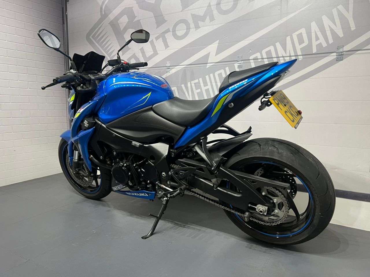 2019 SUZUKI GSX-S1000 2019 SUZUKI GSX-S1000