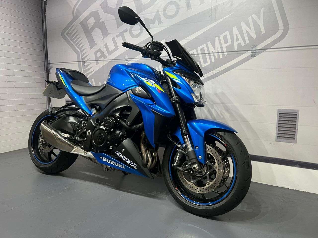2019 SUZUKI GSX-S1000 2019 SUZUKI GSX-S1000