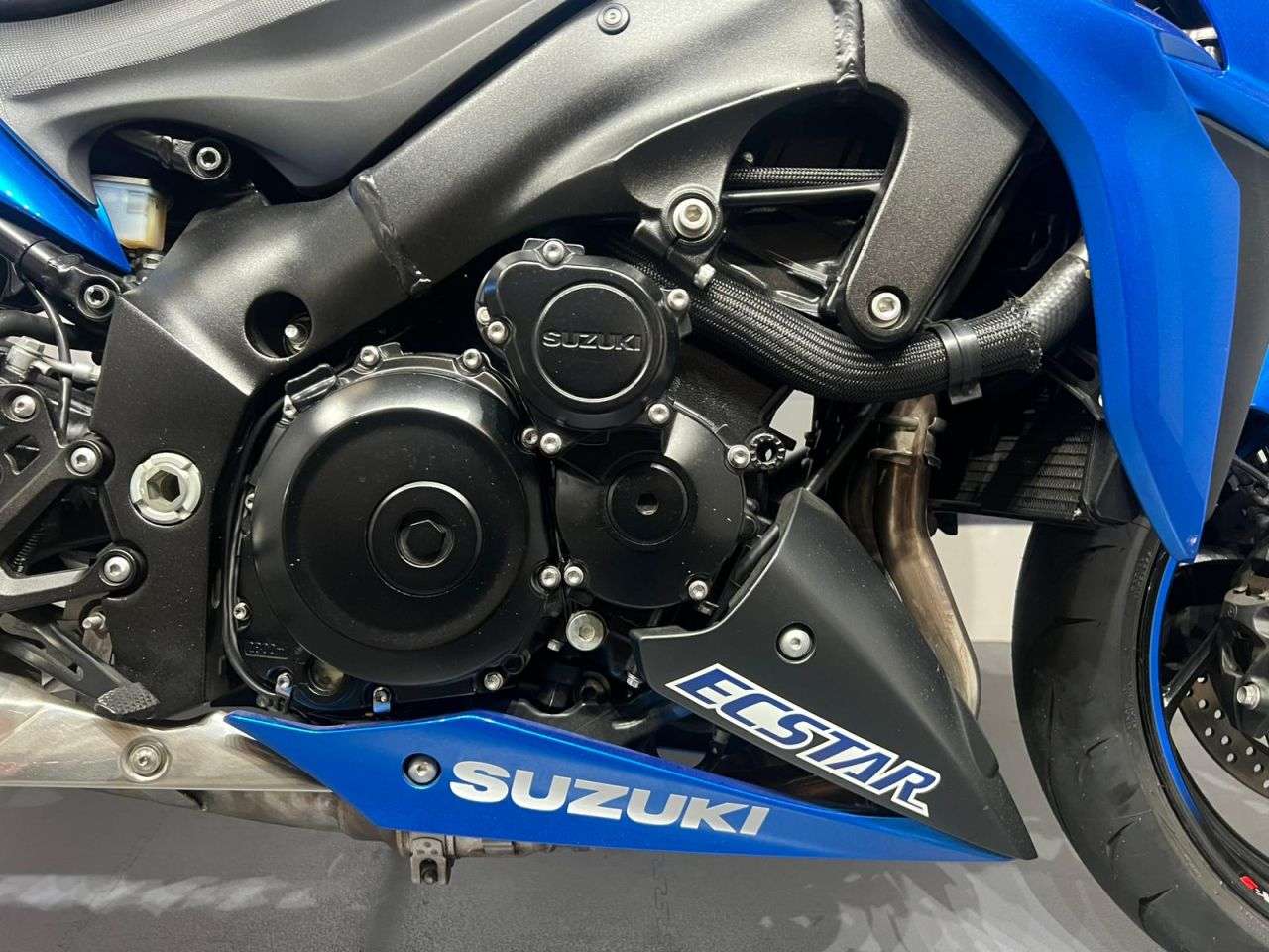 2019 SUZUKI GSX-S1000 2019 SUZUKI GSX-S1000