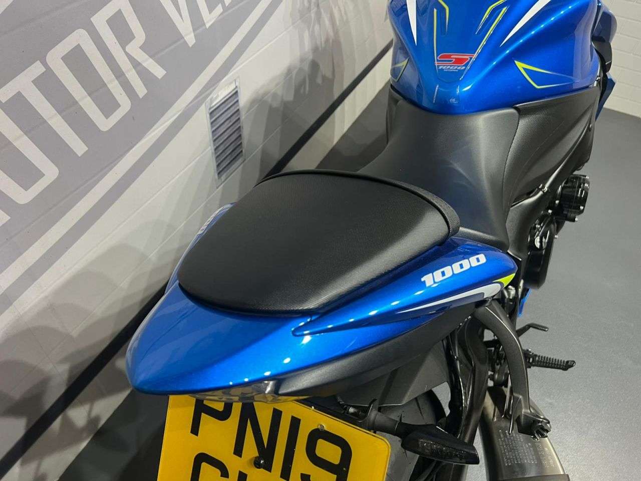 2019 SUZUKI GSX-S1000 2019 SUZUKI GSX-S1000