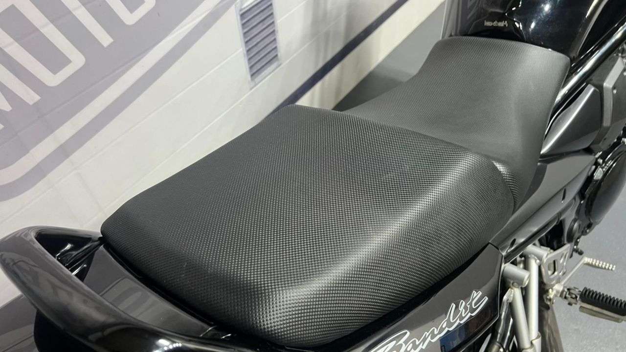 2006 SUZUKI BANDIT 650 2006 SUZUKI BANDIT 650