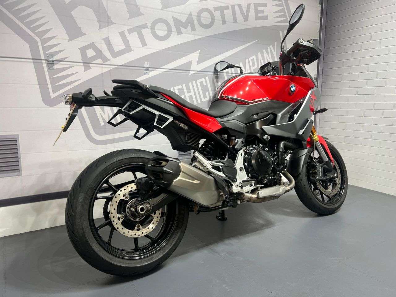 2022 BMW F 900 XR 2022 BMW F 900 XR