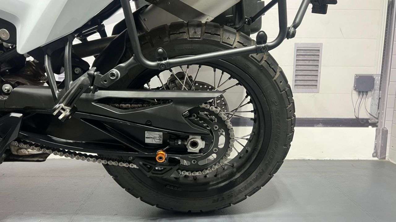 2024 KTM 890 ADVENTURE 2024 KTM 890 ADVENTURE