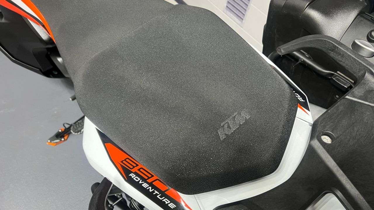 2024 KTM 890 ADVENTURE 2024 KTM 890 ADVENTURE