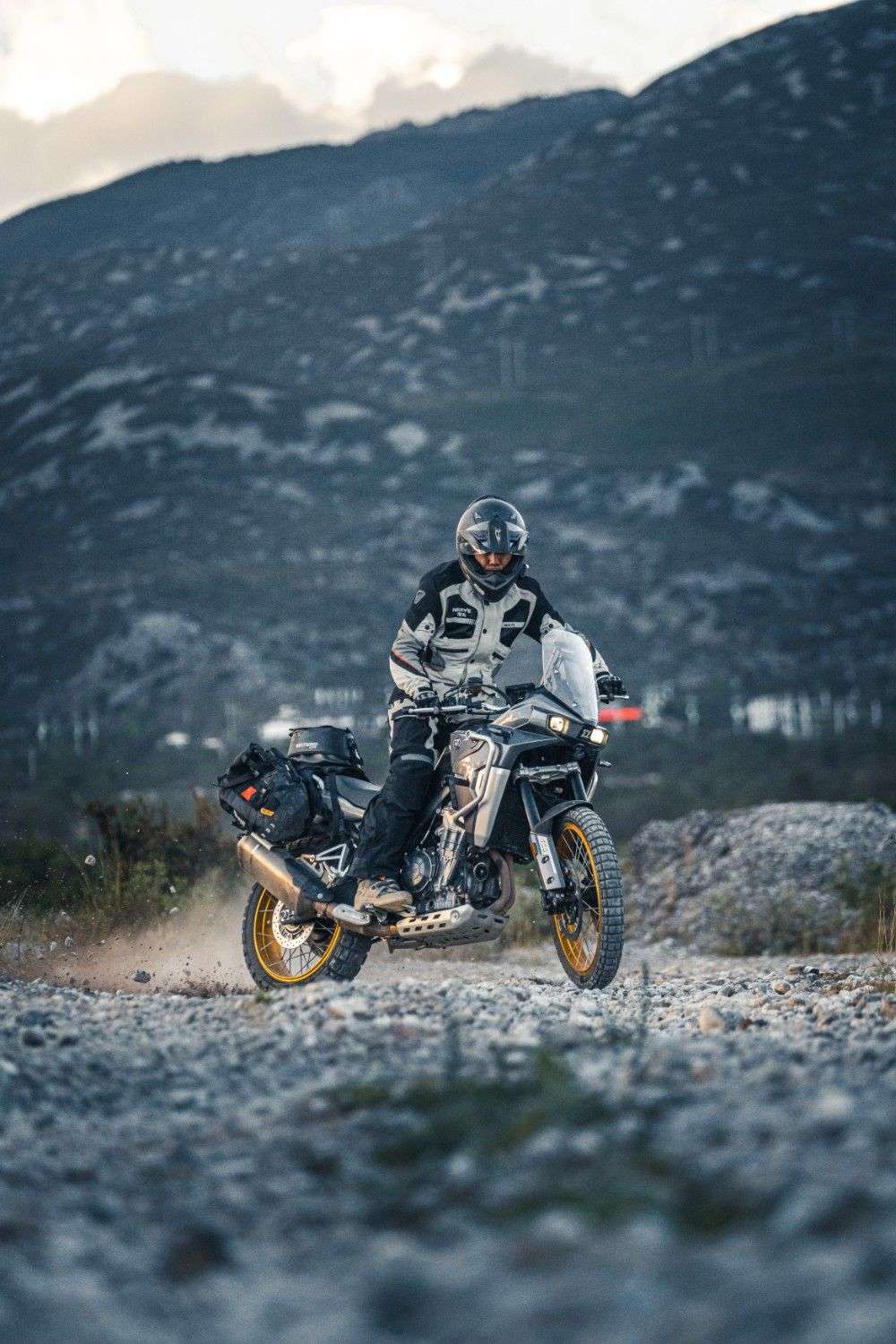 2024 KOVE 800X PRO 2024 KOVE 800X PRO