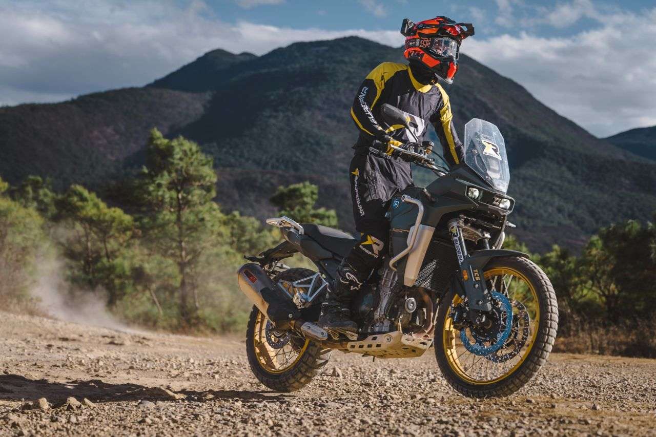 2024 KOVE 800X PRO 2024 KOVE 800X PRO